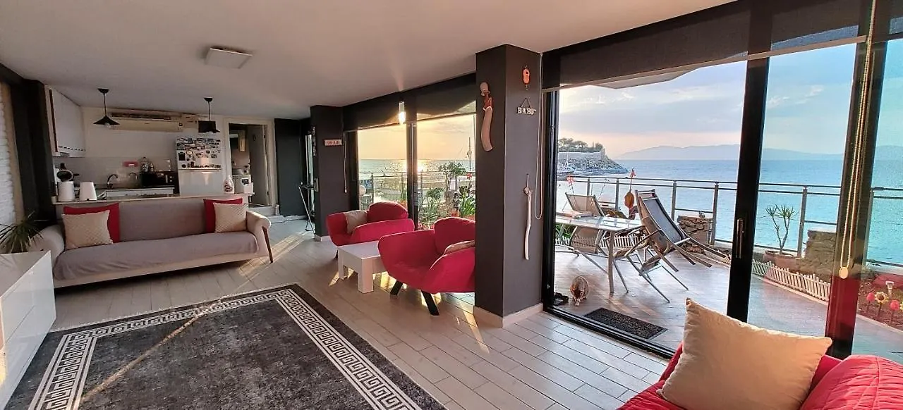 Waterfront Glass Flat Kusadasi